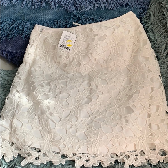 New - Picture 2 of 2